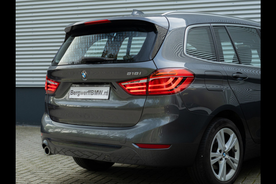 BMW 2 Serie Gran Tourer 218i 7p. - Sportline - Head-Up - Navi Plus - Sportstoelen - 7-zits