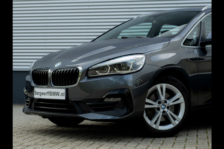 BMW 2 Serie Gran Tourer 218i 7p. - Sportline - Head-Up - Navi Plus - Sportstoelen - 7-zits