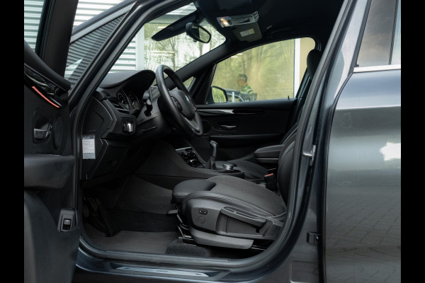 BMW 2 Serie Gran Tourer 218i 7p. - Sportline - Head-Up - Navi Plus - Sportstoelen - 7-zits