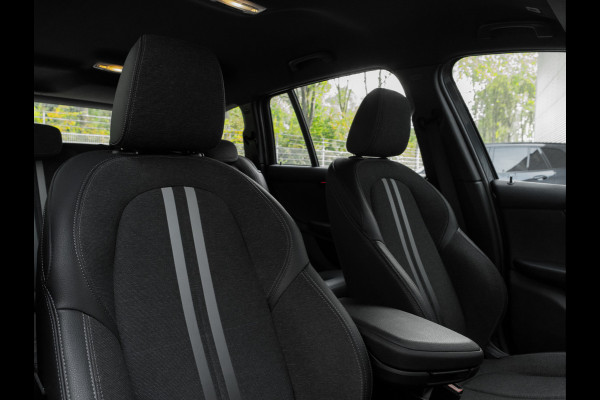 BMW 2 Serie Gran Tourer 218i 7p. - Sportline - Head-Up - Navi Plus - Sportstoelen - 7-zits