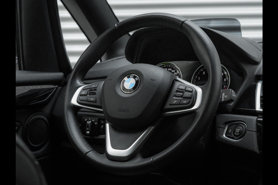 BMW 2 Serie Gran Tourer 218i 7p. - Sportline - Head-Up - Navi Plus - Sportstoelen - 7-zits