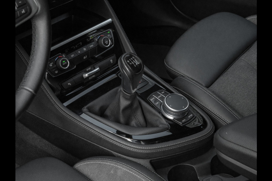BMW 2 Serie Gran Tourer 218i 7p. - Sportline - Head-Up - Navi Plus - Sportstoelen - 7-zits