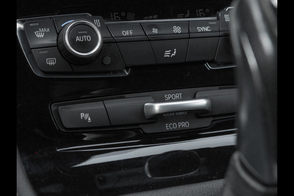 BMW 2 Serie Gran Tourer 218i 7p. - Sportline - Head-Up - Navi Plus - Sportstoelen - 7-zits