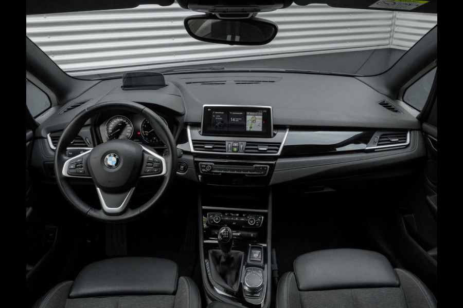 BMW 2 Serie Gran Tourer 218i 7p. - Sportline - Head-Up - Navi Plus - Sportstoelen - 7-zits