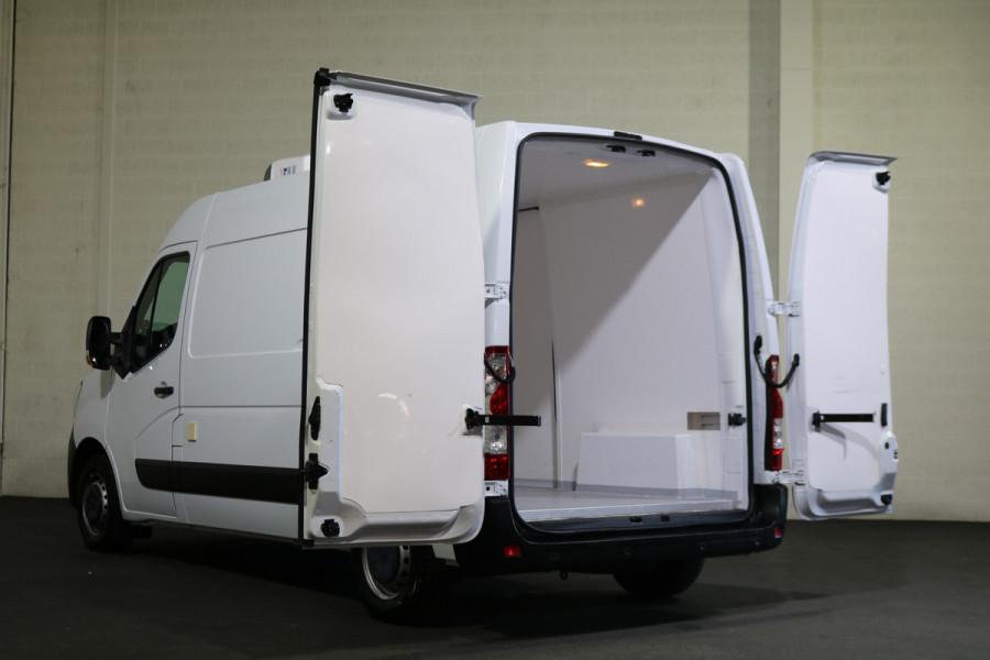 Renault Master 2.3 dCi 135pk L2 H2 Koelwagen Dag en Nacht