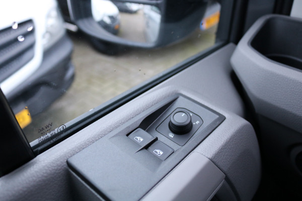 Volkswagen Crafter 2.0 TDI 140pk L3 H3 Automaat Koelwagen (in productie)