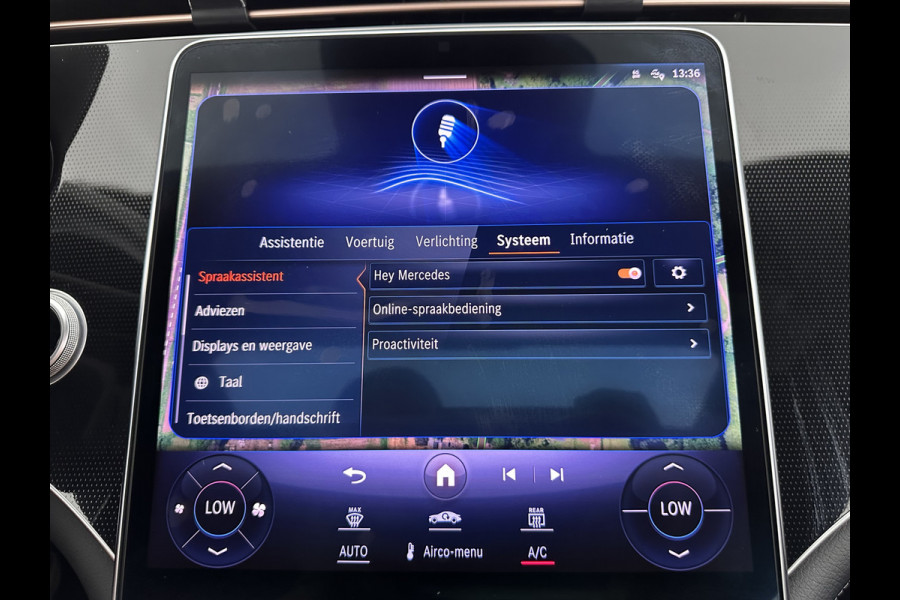 Mercedes-Benz EQE 300 Business Line 89 kWh [ 3-Fase ] (INCL.BTW) *PANO | LUXURY-LEATHER | FULL-LED | ADAPTIVE-CRUISE | DIGI-COCKPIT | AMBIENT-LIGHT | NAVI-FULLMAP | CAMERA | HEATED-COMFORTSEATS | ECC | PDC | 19''ALU*