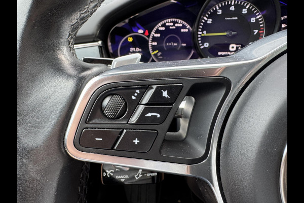 Porsche Panamera Sport Turismo 2.9 4 E-Hybrid Sport Chrono | Panoramadak | Camera | Bose | 21 Inch Lichtmetalen Velgen |