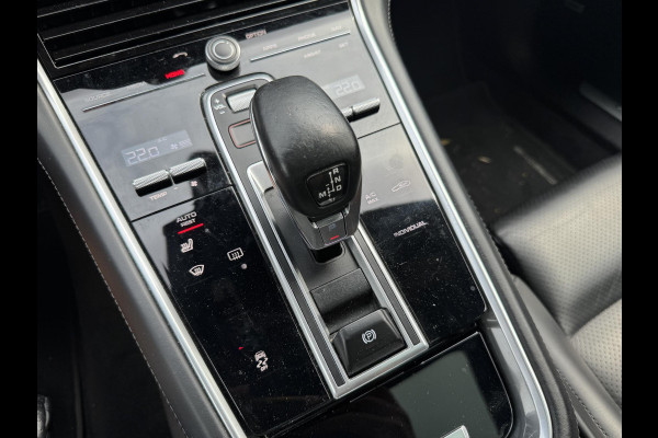 Porsche Panamera Sport Turismo 2.9 4 E-Hybrid Sport Chrono | Panoramadak | Camera | Bose | 21 Inch Lichtmetalen Velgen |