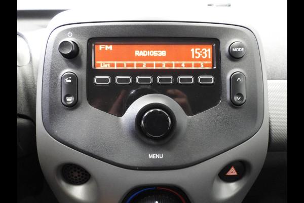 Peugeot 108 1.0 e-VTi Active Premium AIRCO/BLUETOOTH!