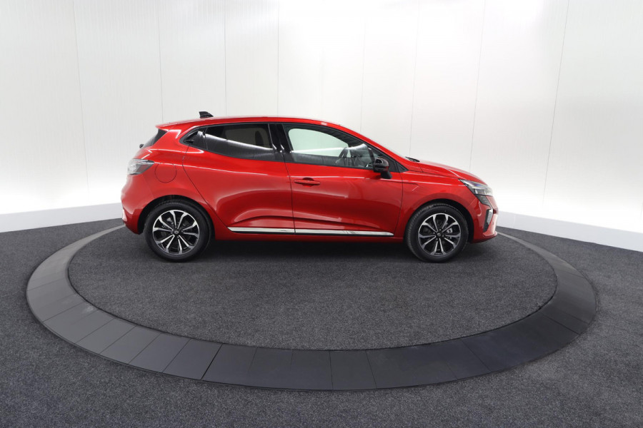 Renault Clio 1.6 E-Tech Full Hybrid 145 Techno | 360 Camera | Navigatie | Apple Carplay | 16 Inch Lichtmetalen Velgen