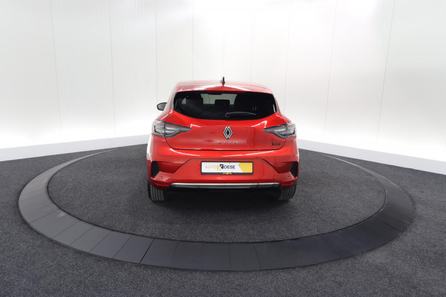 Renault Clio 1.6 E-Tech Full Hybrid 145 Techno | 360 Camera | Navigatie | Apple Carplay | 16 Inch Lichtmetalen Velgen
