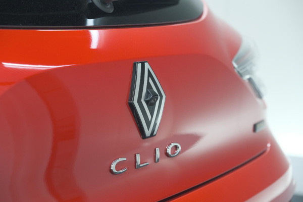 Renault Clio 1.6 E-Tech Full Hybrid 145 Techno | 360 Camera | Navigatie | Apple Carplay | 16 Inch Lichtmetalen Velgen
