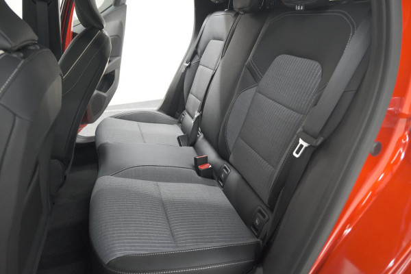 Renault Clio 1.6 E-Tech Full Hybrid 145 Techno | 360 Camera | Navigatie | Apple Carplay | 16 Inch Lichtmetalen Velgen
