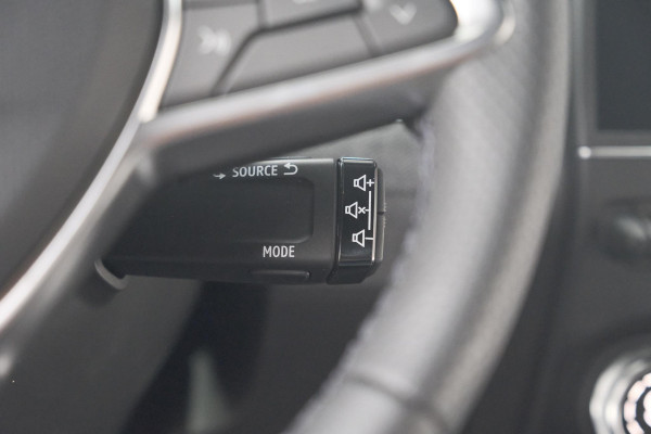 Renault Clio 1.6 E-Tech Full Hybrid 145 Techno | 360 Camera | Navigatie | Apple Carplay | 16 Inch Lichtmetalen Velgen