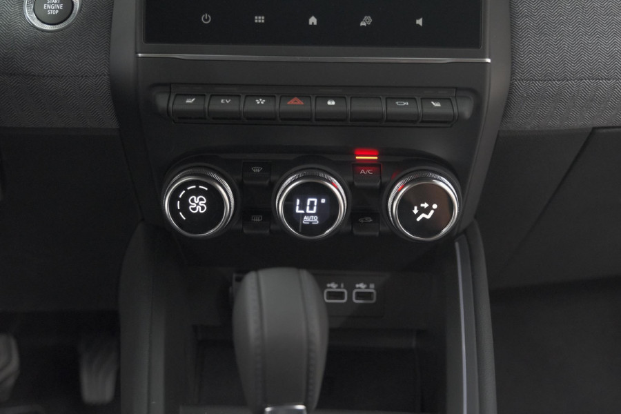 Renault Clio 1.6 E-Tech Full Hybrid 145 Techno | 360 Camera | Navigatie | Apple Carplay | 16 Inch Lichtmetalen Velgen