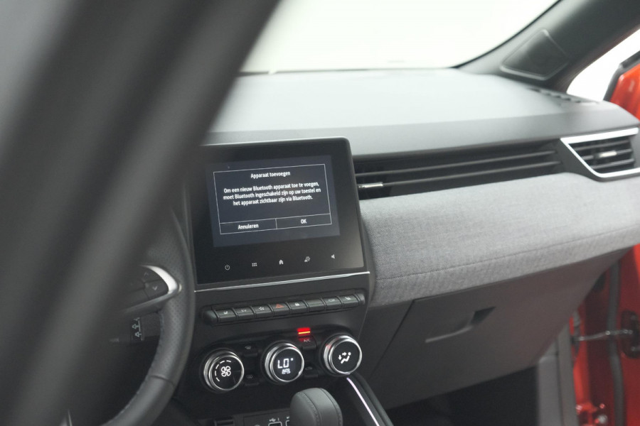 Renault Clio 1.6 E-Tech Full Hybrid 145 Techno | 360 Camera | Navigatie | Apple Carplay | 16 Inch Lichtmetalen Velgen