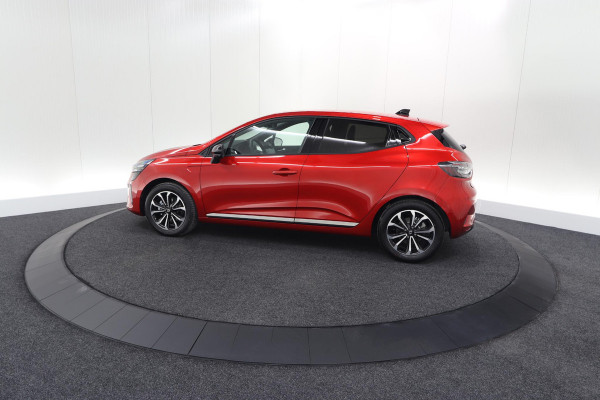 Renault Clio 1.6 E-Tech Full Hybrid 145 Techno | 360 Camera | Navigatie | Apple Carplay | 16 Inch Lichtmetalen Velgen