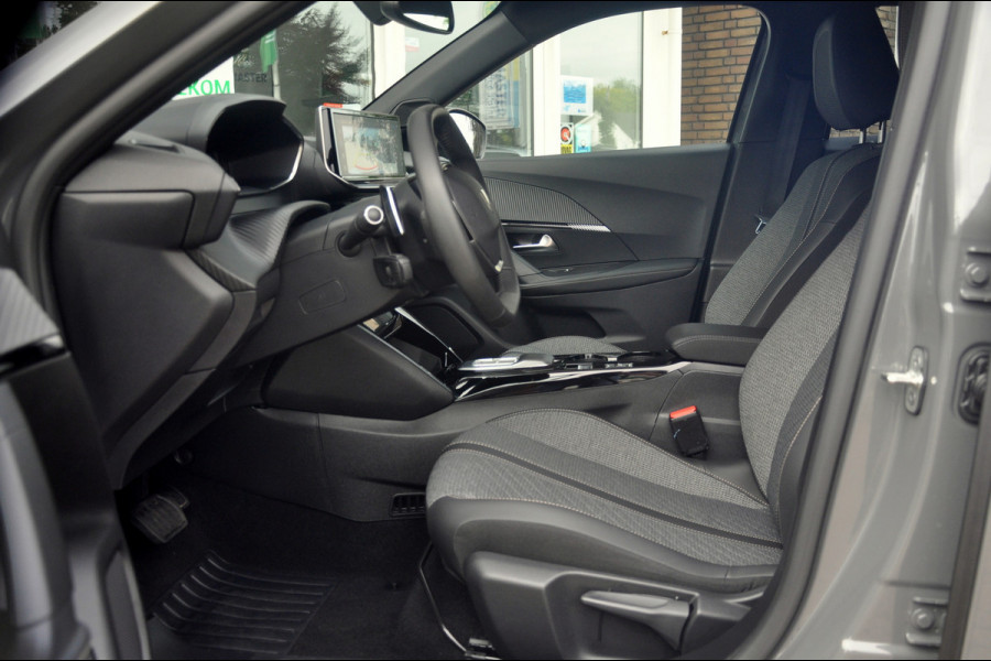 Peugeot 2008 1.2 Hybrid 136 Allure | Automaat | 360 Gr Camera | Zeer nette staat!