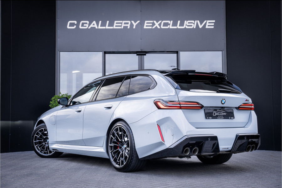 BMW 5 Serie Touring M5 - Panorama | B&W Audio | Carbon
