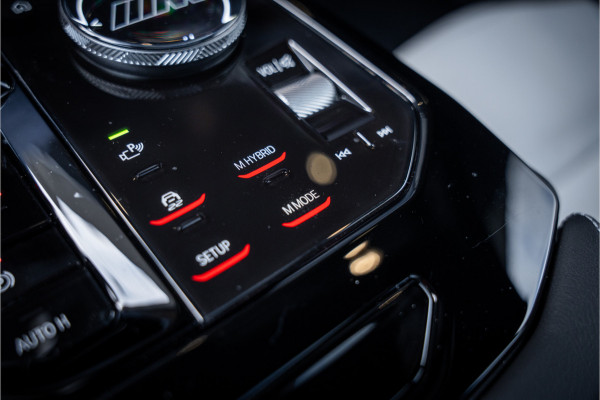 BMW 5 Serie Touring M5 - Panorama | B&W Audio | Carbon