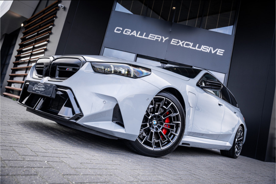 BMW 5 Serie Touring M5 - Panorama | B&W Audio | Carbon