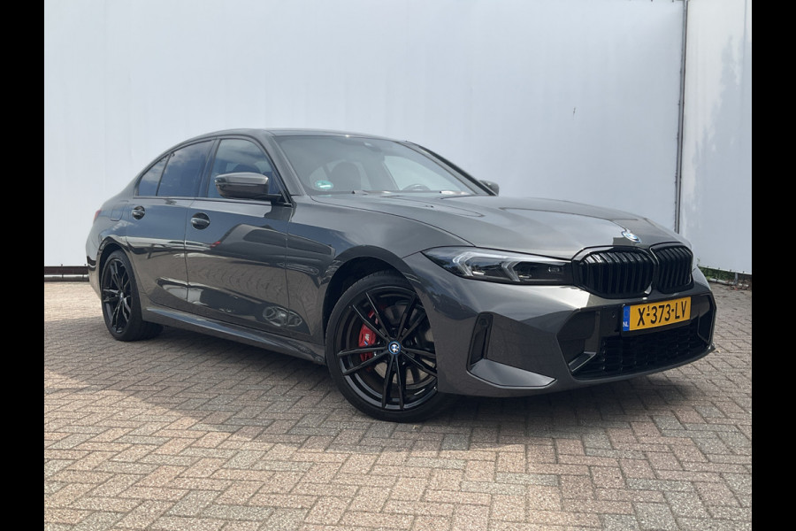 BMW 3-serie 330e xDrive Nieuwstaat Open dak Harman/kordon Elec. t-haak Sportstoelen Headup