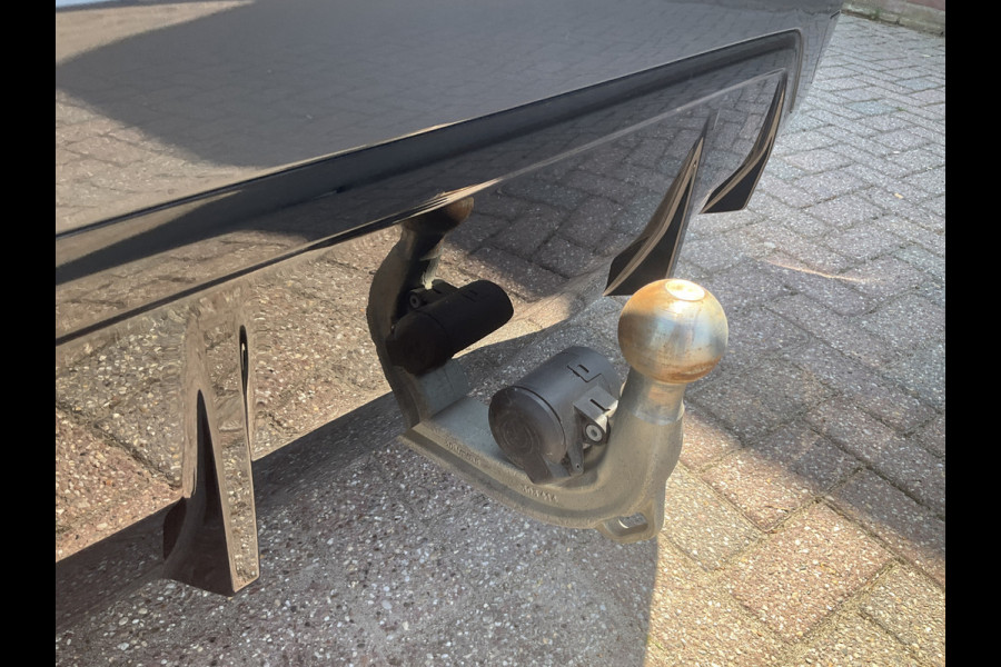 BMW 3-serie 330e xDrive Nieuwstaat Open dak Harman/kordon Elec. t-haak Sportstoelen Headup