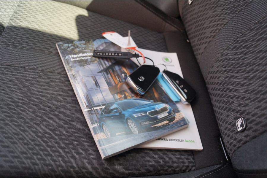 Škoda Octavia Combi 1.0 TSI 110pk DSG Business Edition Plus -NAVI-ECC-DIGI-