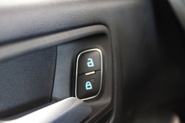 Ford Kuga 2.5 PHEV ST-Line X | Trekhaak | BLIS | Head-Up | B&O