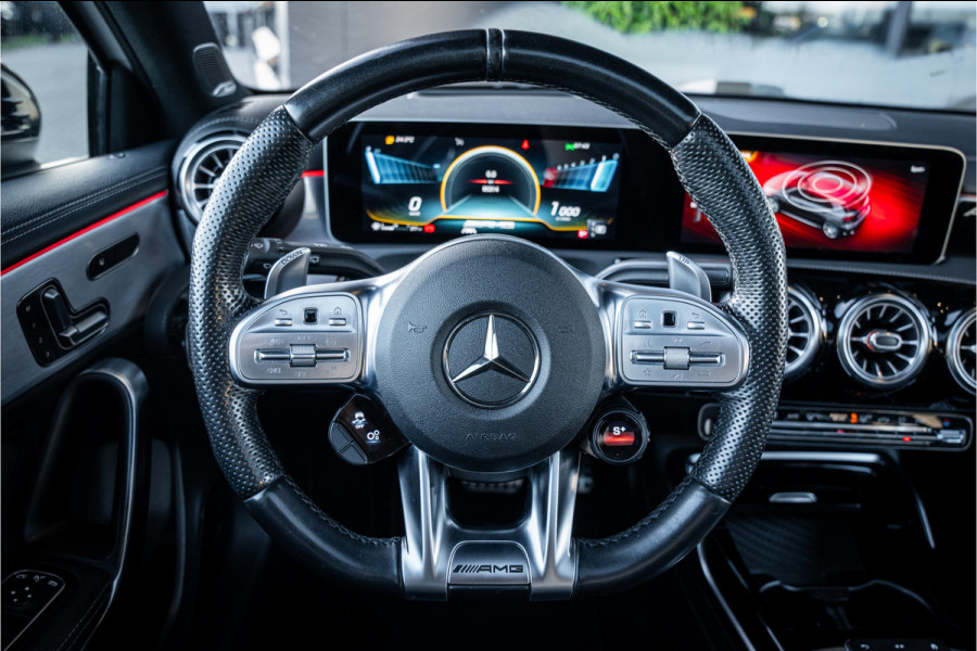 Mercedes-Benz A-Klasse AMG A35 4MATIC - Akrapovic | Panorama | Aero | Performance