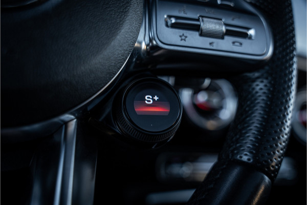 Mercedes-Benz A-Klasse AMG A35 4MATIC - Akrapovic | Panorama | Aero | Performance
