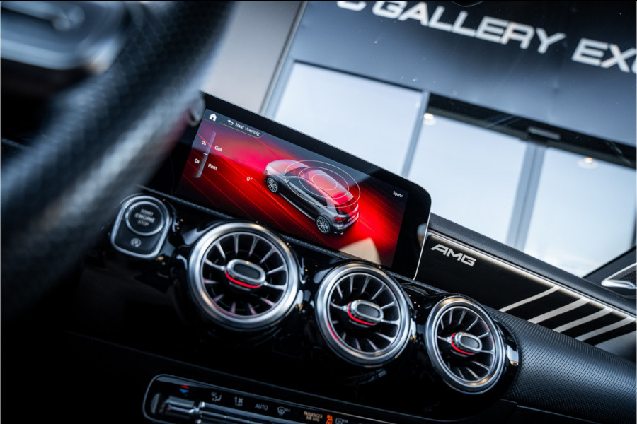 Mercedes-Benz A-Klasse AMG A35 4MATIC - Akrapovic | Panorama | Aero | Performance
