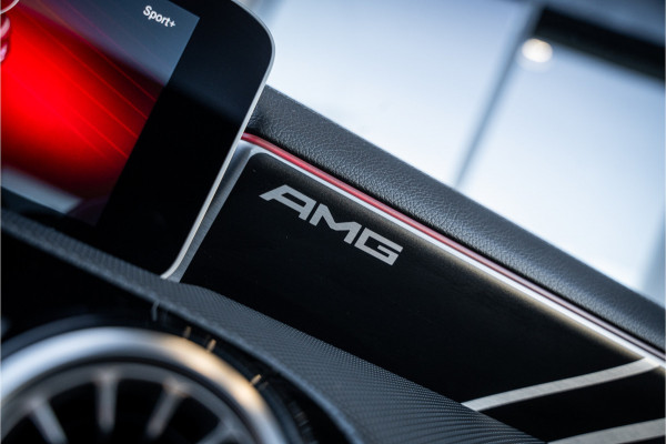 Mercedes-Benz A-Klasse AMG A35 4MATIC - Akrapovic | Panorama | Aero | Performance