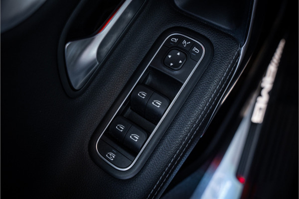 Mercedes-Benz A-Klasse AMG A35 4MATIC - Akrapovic | Panorama | Aero | Performance