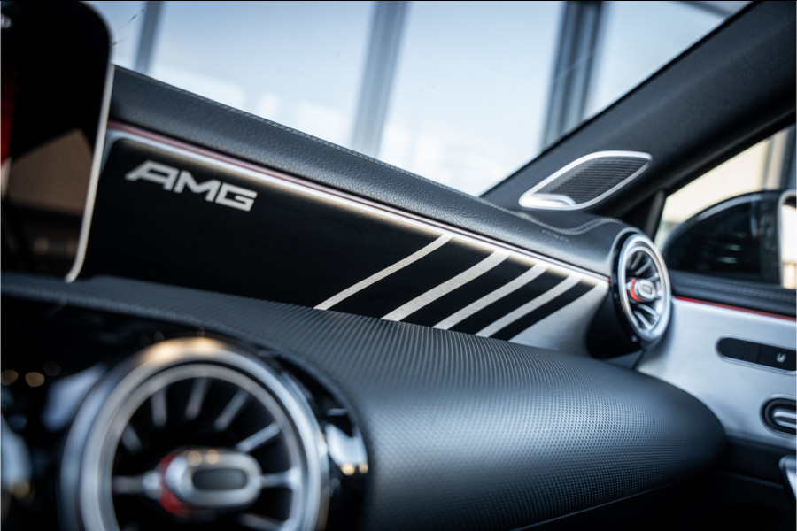 Mercedes-Benz A-Klasse AMG A35 4MATIC - Akrapovic | Panorama | Aero | Performance