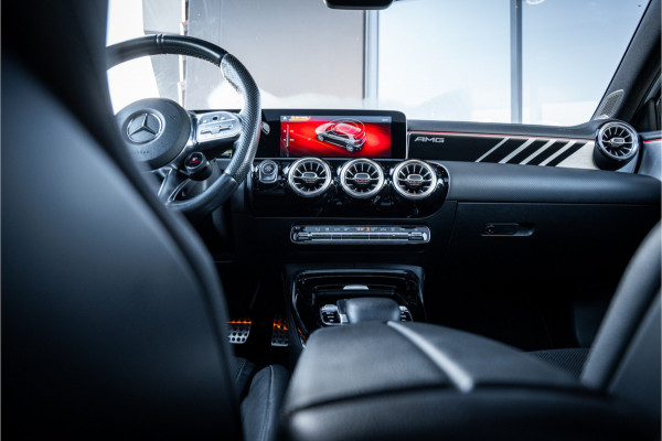 Mercedes-Benz A-Klasse AMG A35 4MATIC - Akrapovic | Panorama | Aero | Performance