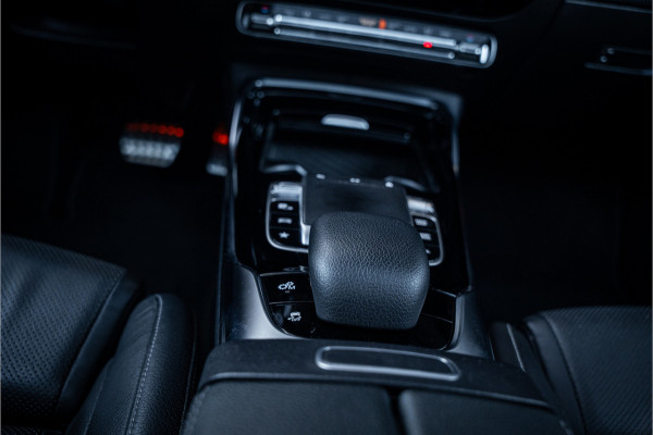 Mercedes-Benz A-Klasse AMG A35 4MATIC - Akrapovic | Panorama | Aero | Performance