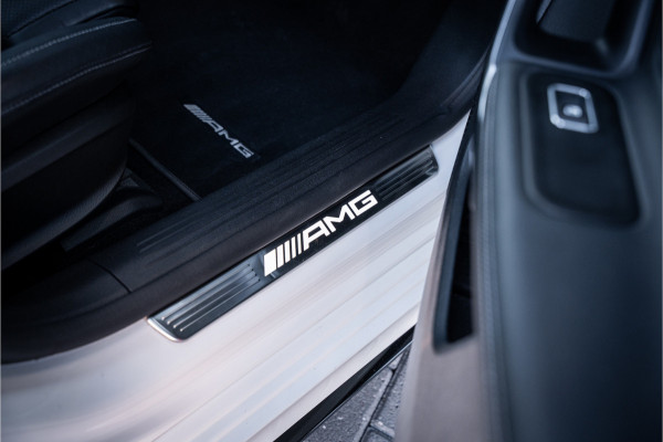Mercedes-Benz A-Klasse AMG A35 4MATIC - Akrapovic | Panorama | Aero | Performance