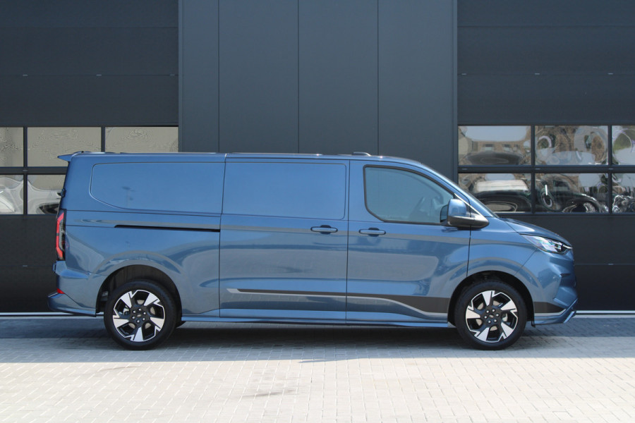 Ford Transit Custom 300 2.0 TDCI L2H1 Sport 170pk - 19" LM velgen - ACC - Blind spot - Navi - Camera - Verwarmd stuur - 70l tank - Rijklaar