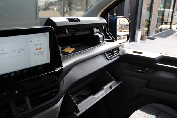 Ford Transit Custom 300 2.0 TDCI L2H1 Sport 170pk - 19" LM velgen - ACC - Blind spot - Navi - Camera - Verwarmd stuur - 70l tank - Rijklaar