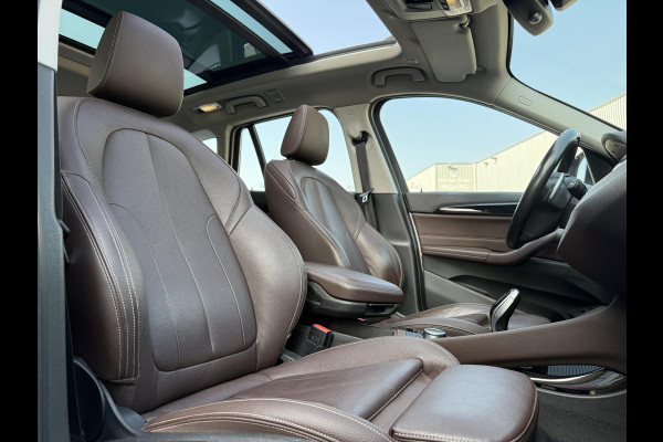 BMW X1 sDrive20i Aut. Executive Ed. | Panorama | Leder Sport | Trekhaak