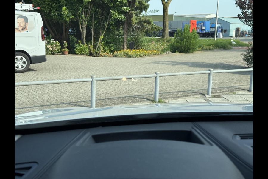 BMW X1 sDrive20i Aut. Executive Ed. | Panorama | Leder Sport | Trekhaak