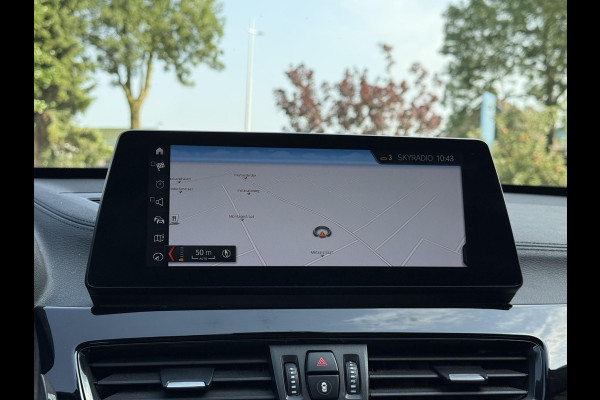 BMW X1 sDrive20i Aut. Executive Ed. | Panorama | Leder Sport | Trekhaak