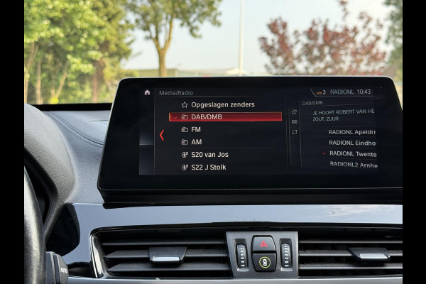 BMW X1 sDrive20i Aut. Executive Ed. | Panorama | Leder Sport | Trekhaak