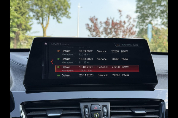 BMW X1 sDrive20i Aut. Executive Ed. | Panorama | Leder Sport | Trekhaak