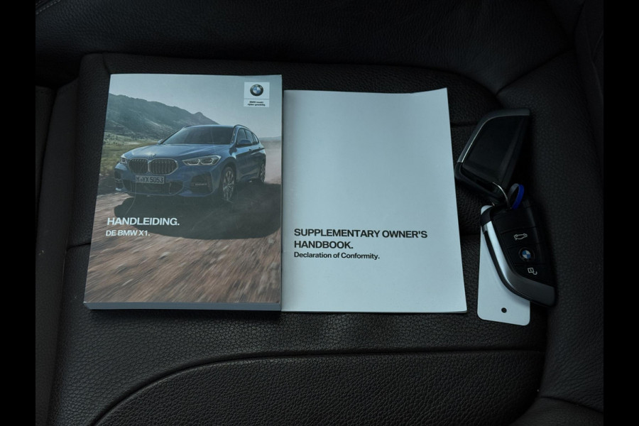 BMW X1 sDrive20i Aut. Executive Ed. | Panorama | Leder Sport | Trekhaak