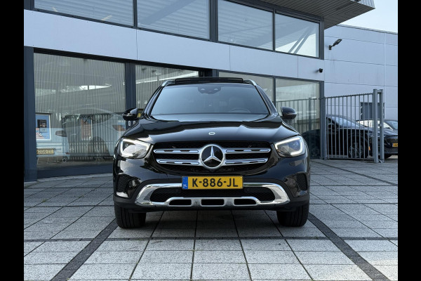 Mercedes-Benz GLC 300e Aut. 4MATIC Solution Luxury | Panorama | Trekhaak | Multi-Beam | Burmester |