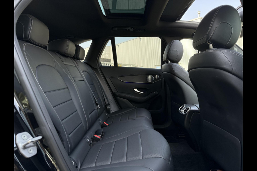 Mercedes-Benz GLC 300e Aut. 4MATIC Solution Luxury | Panorama | Trekhaak | Multi-Beam | Burmester |