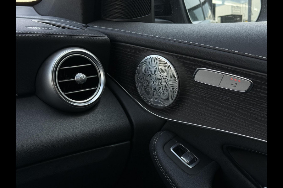 Mercedes-Benz GLC 300e Aut. 4MATIC Solution Luxury | Panorama | Trekhaak | Multi-Beam | Burmester |